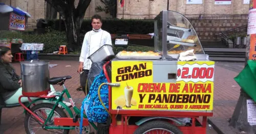 PUESTO AMBULANTE AVENA  PANDEBONO HELMAN GARCIA BOGOTÁ PUESTO AMBULANTE AVENA  PANDEBONO HELMAN GARCIA BOGOTÁ
